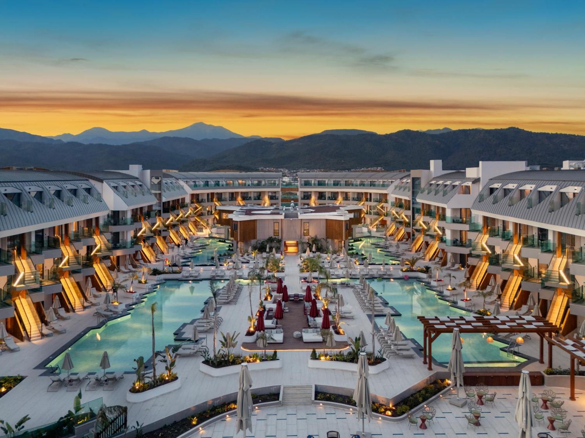 Liberty Signa Otel 5*